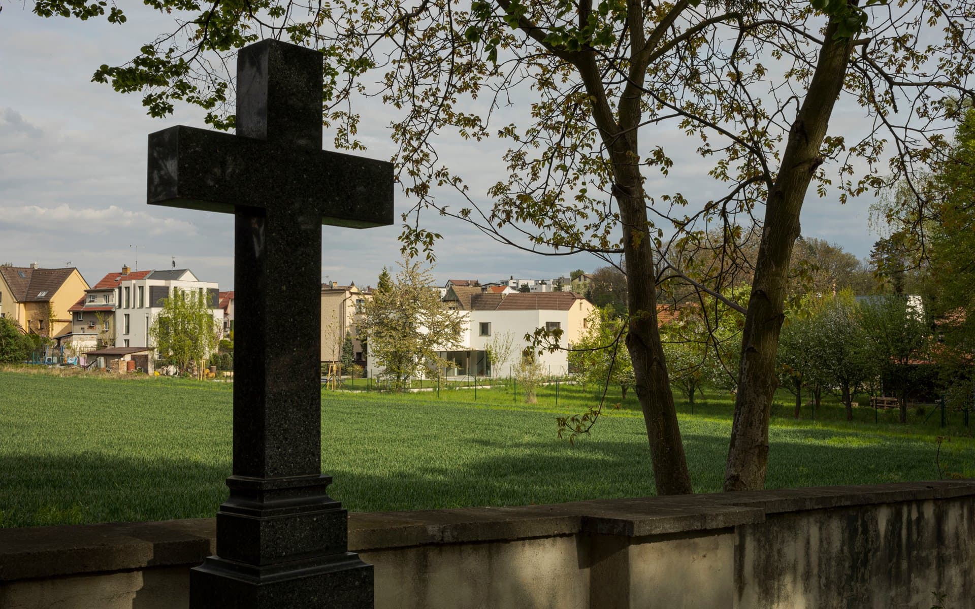 Dům u hřbitova - Praha, Česká republika | FAM Architekti