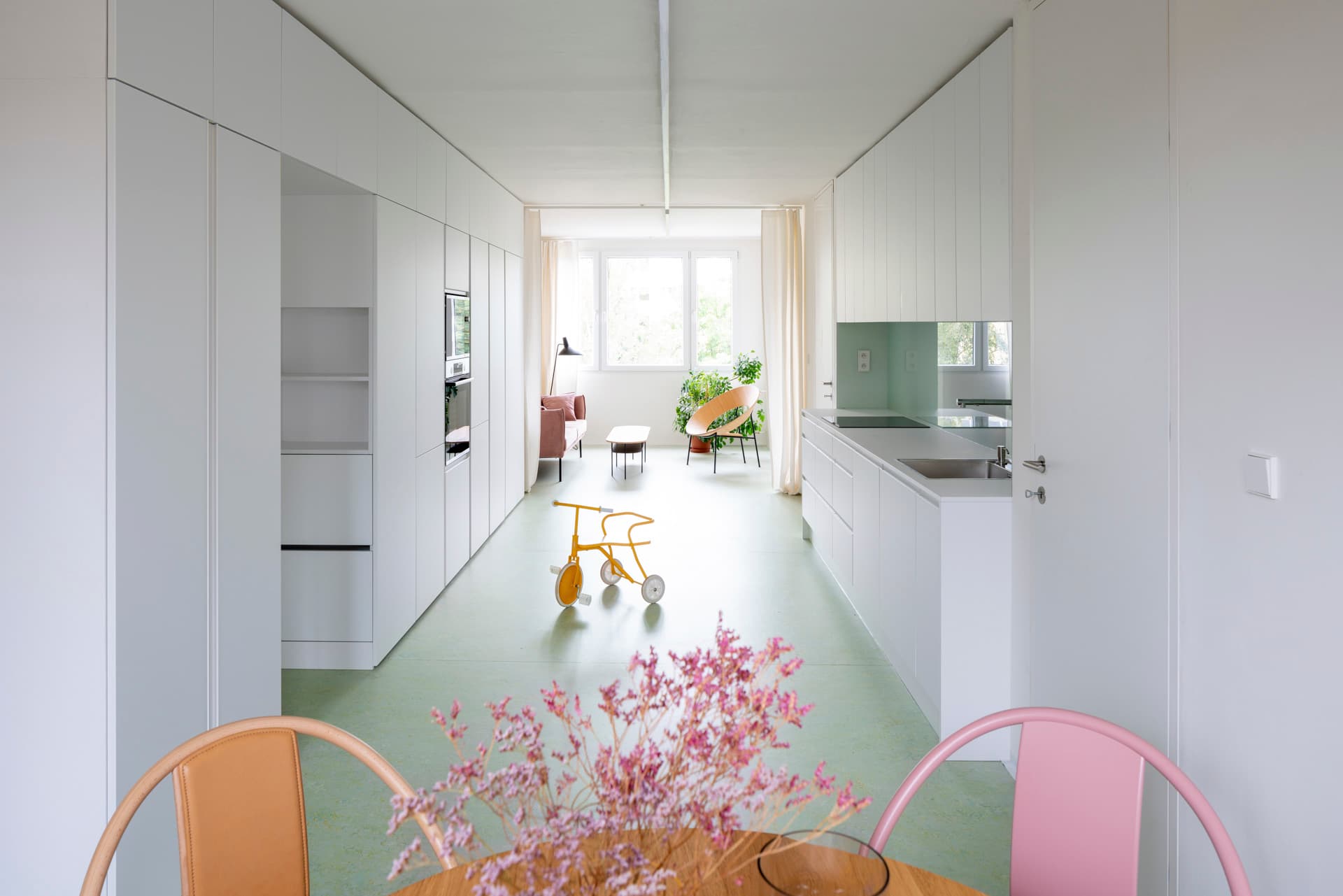 RDTH architekti breaker