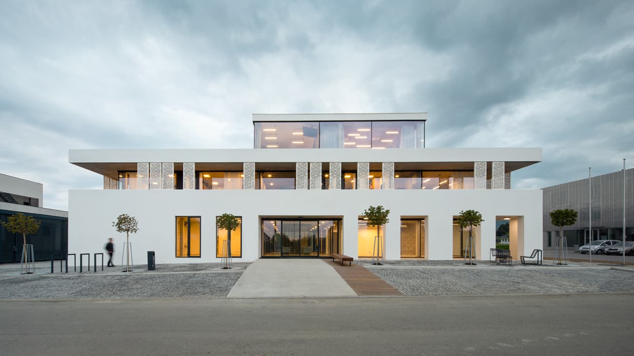 Dům služeb v Palkovicích